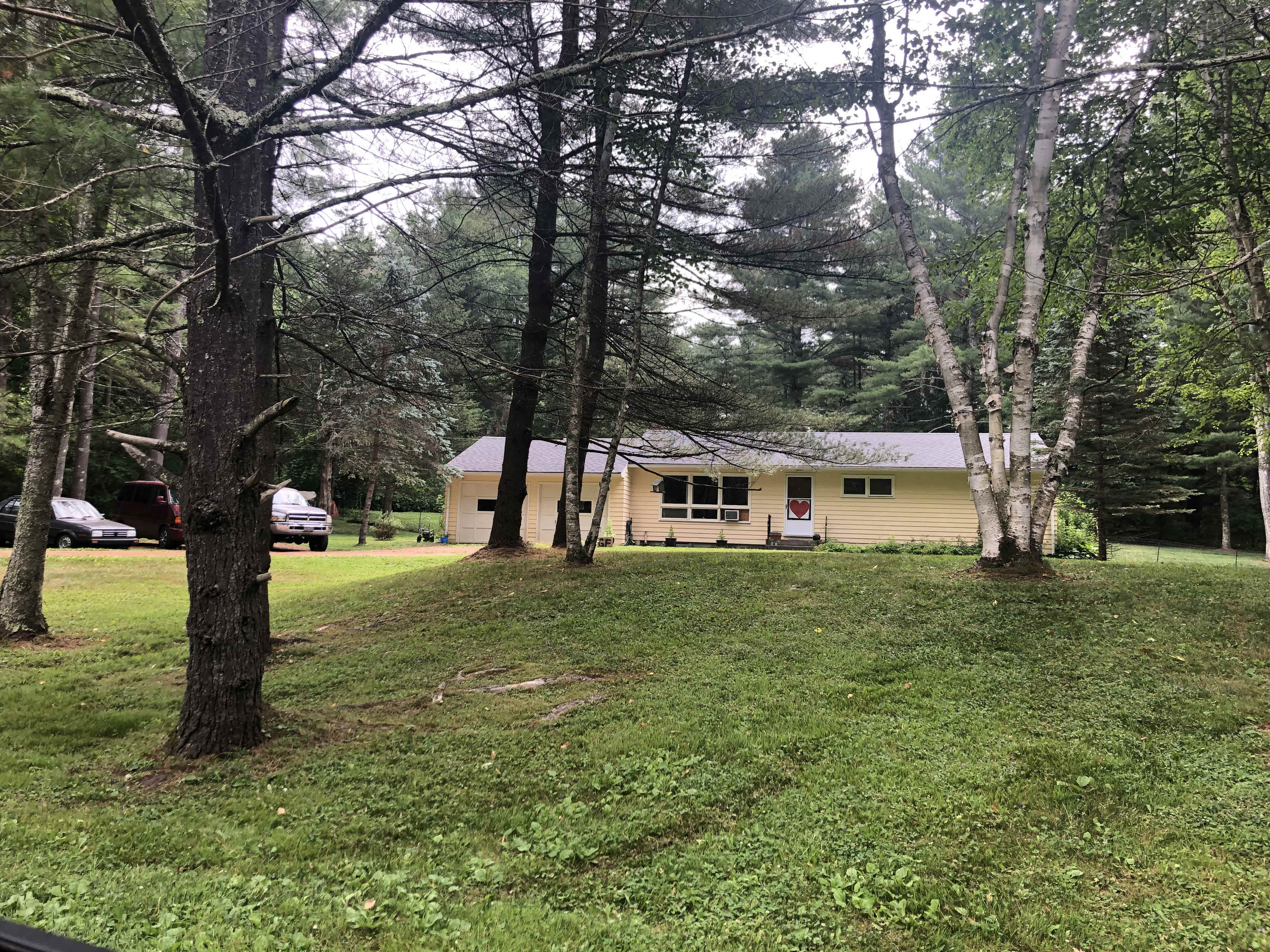 Building photograph for 34 WOODLAND DRIVE
